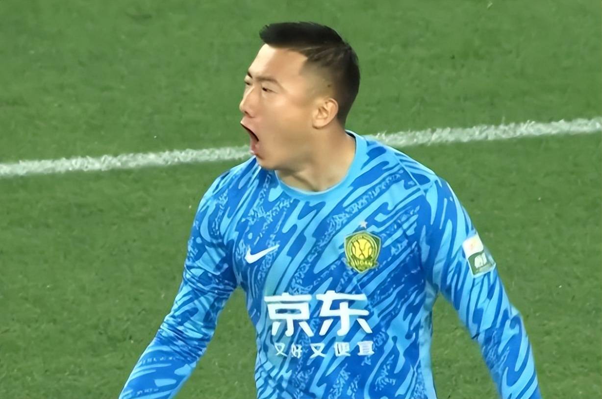 关于国安主场战平鲁能，暂居积分榜第七的信息